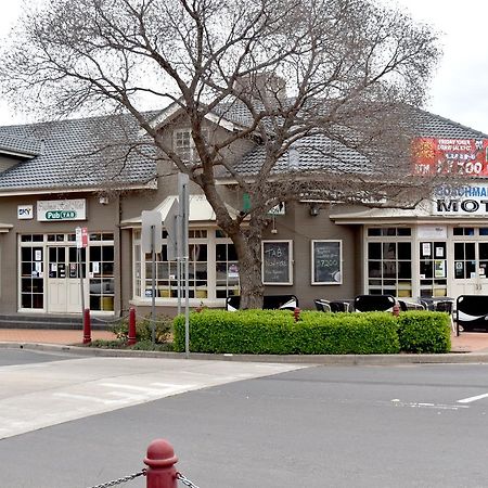 Coachman Hotel Motel Parkes Eksteriør bilde