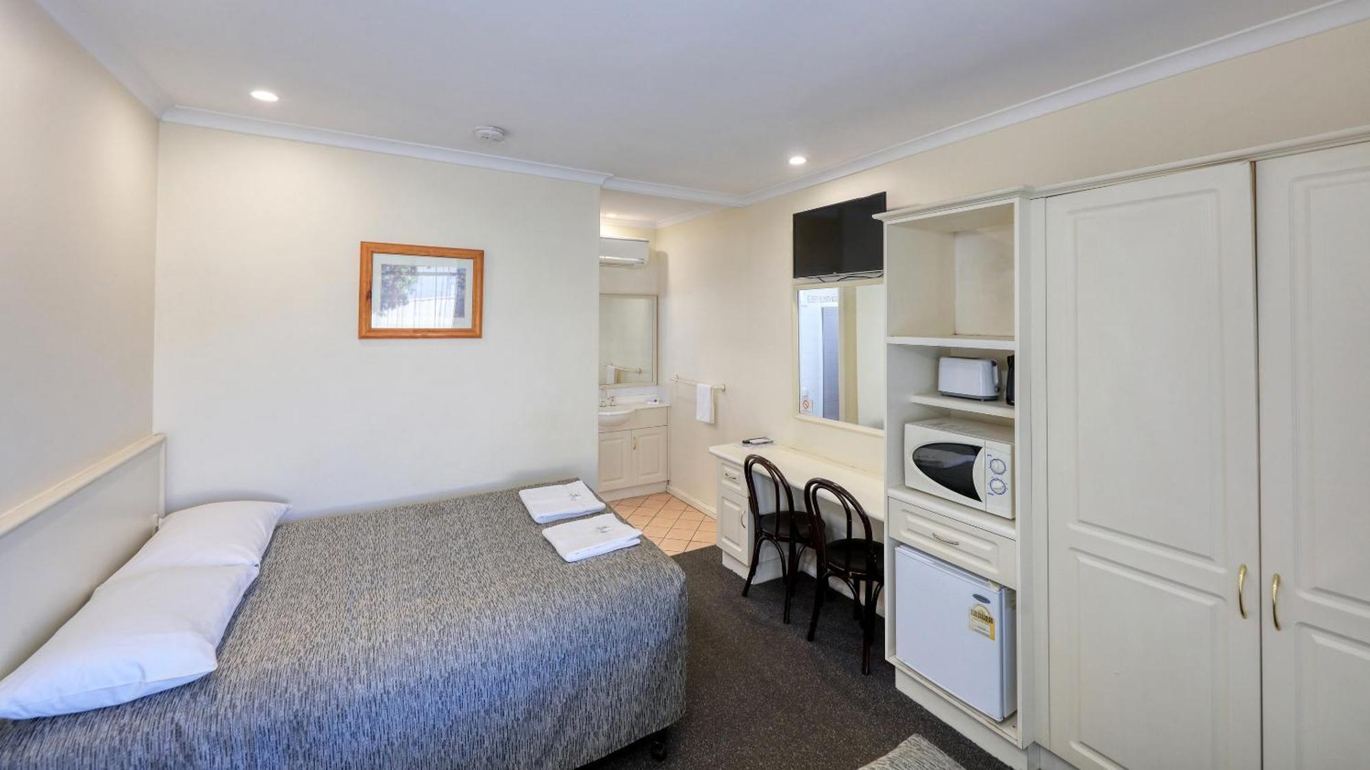 Coachman Hotel Motel Parkes Eksteriør bilde