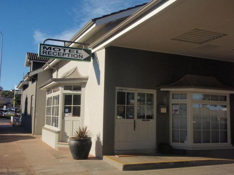 Coachman Hotel Motel Parkes Eksteriør bilde