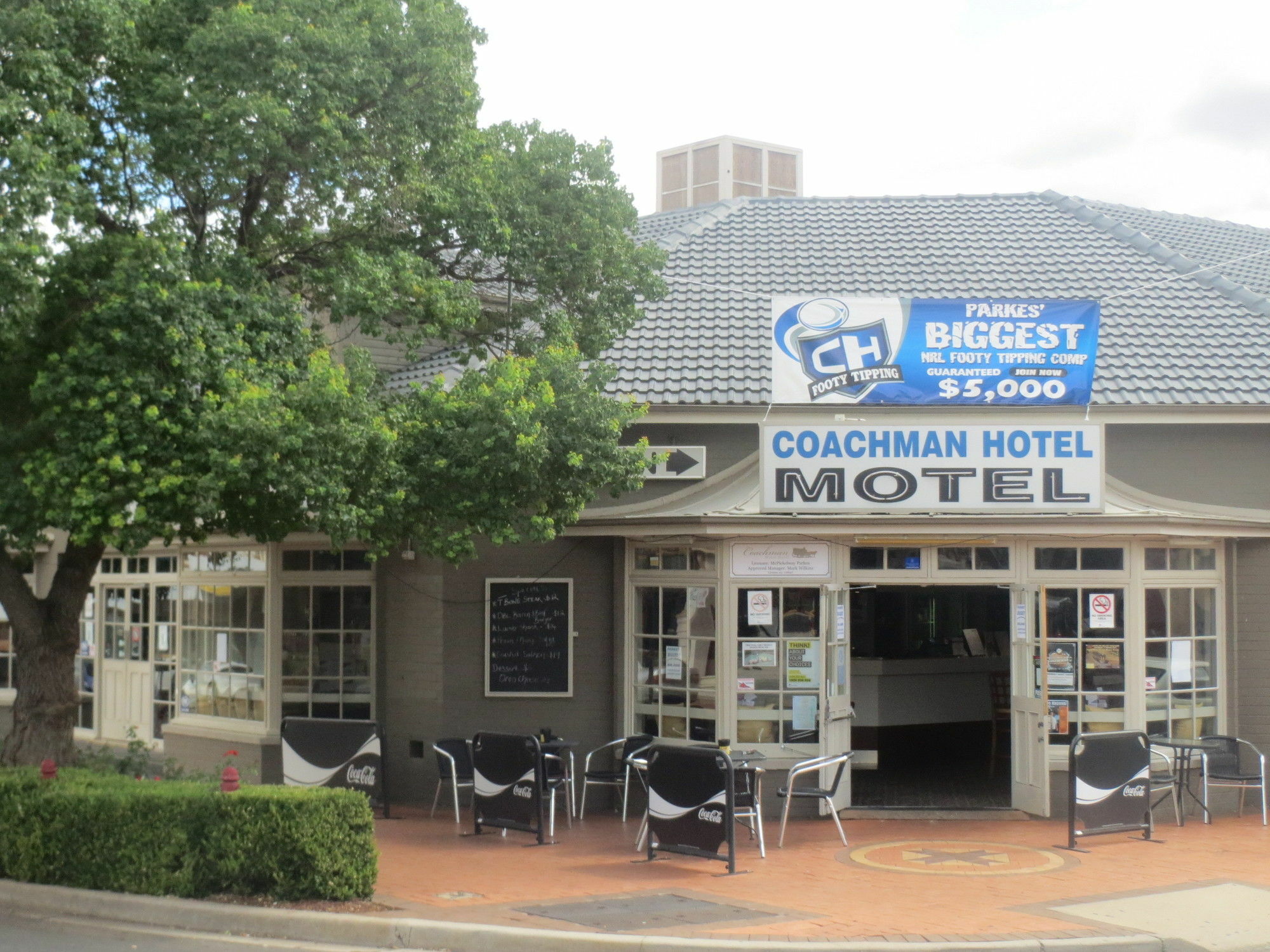 Coachman Hotel Motel Parkes Eksteriør bilde